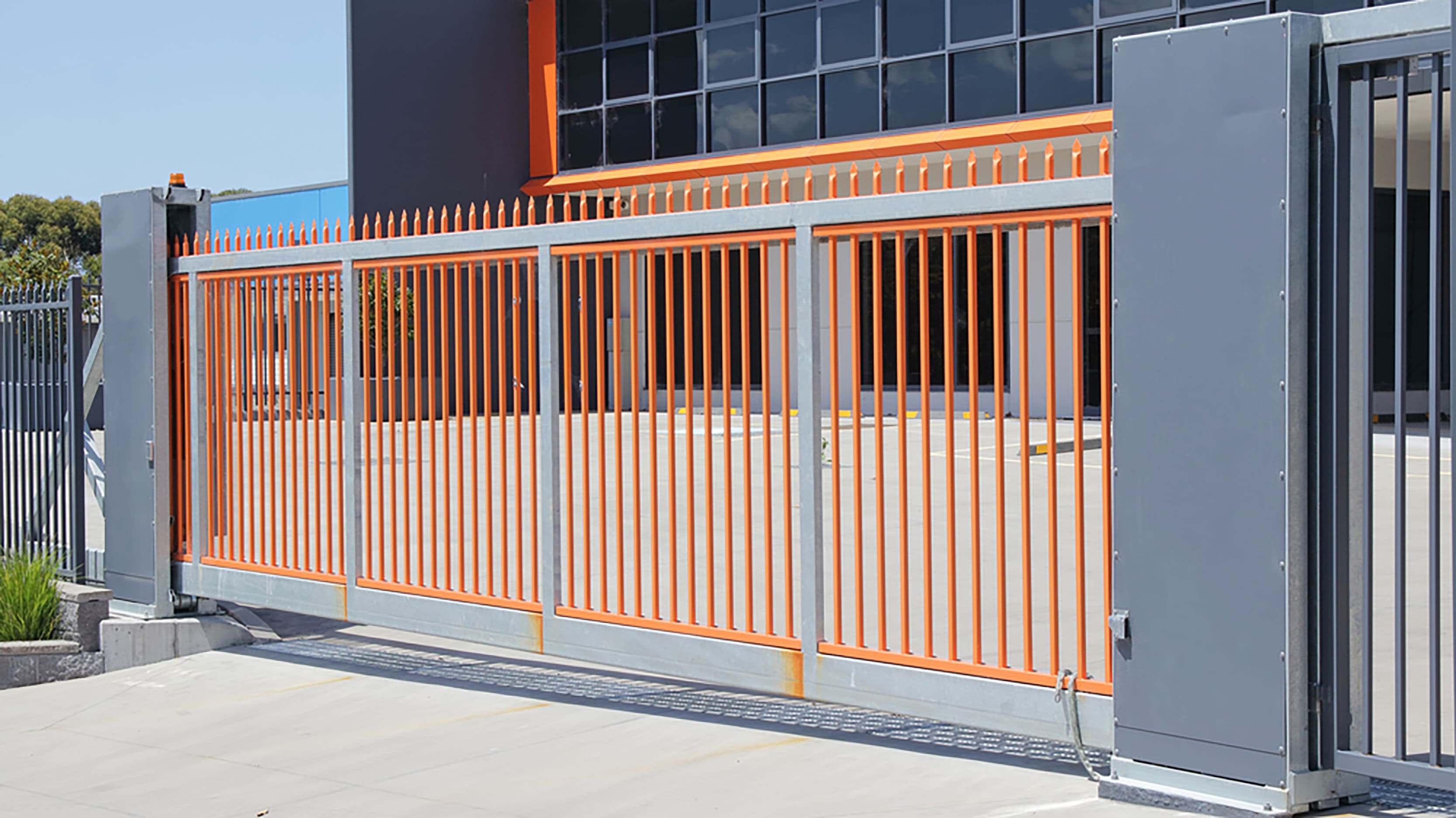 Smart sliding gate features for superior performance